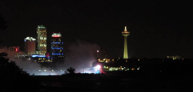 Niagara bij nacht